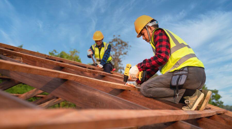 Expert Emergency Roof Repairs services in Alexander, IL